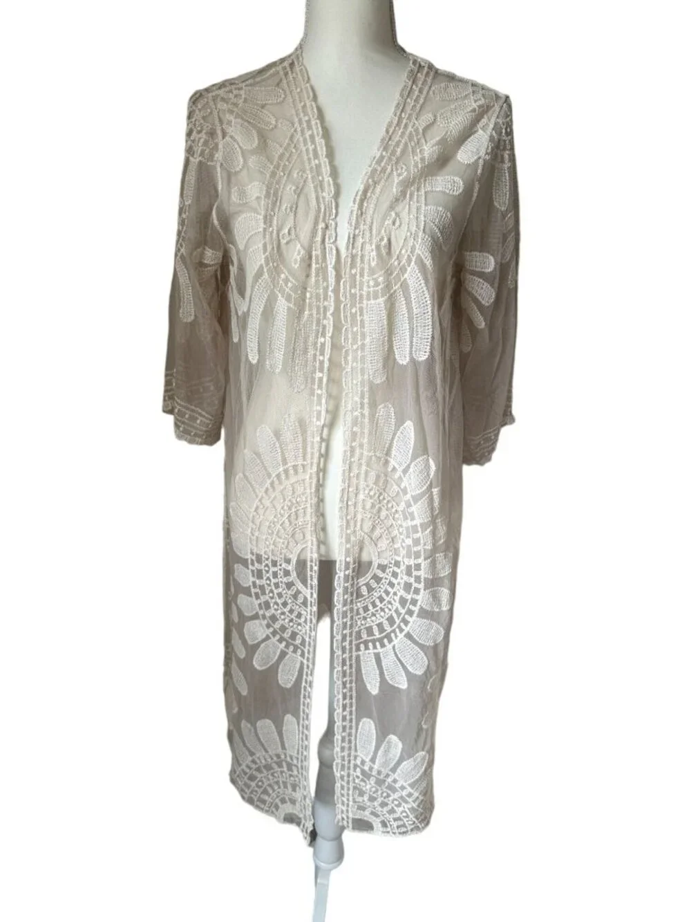 REBELLION White Lace Embroidered Tunic Coverup Size Small